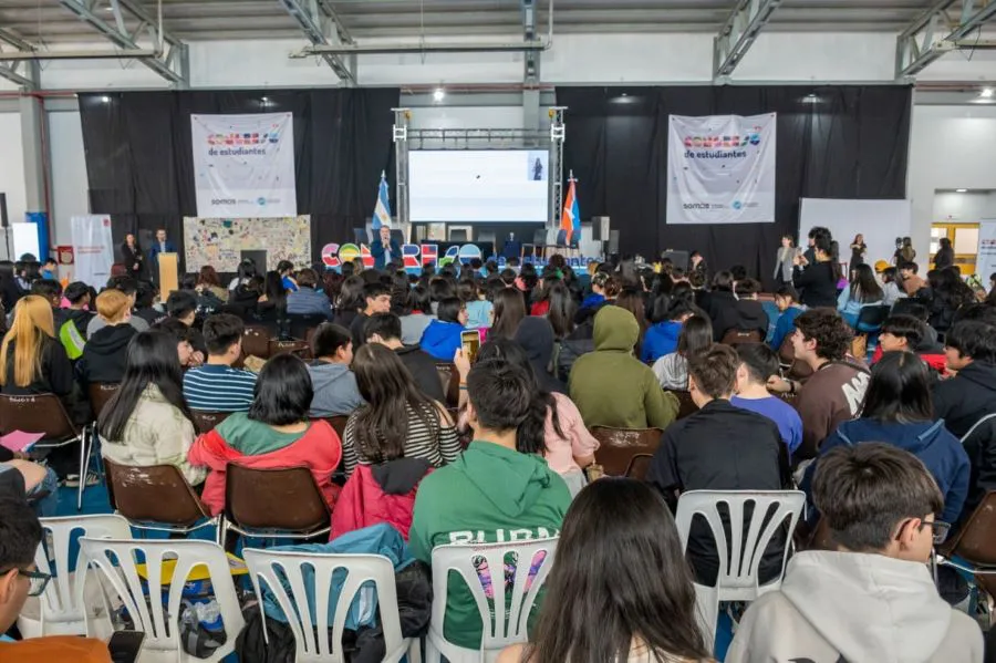 photo_4927327181261090526_y