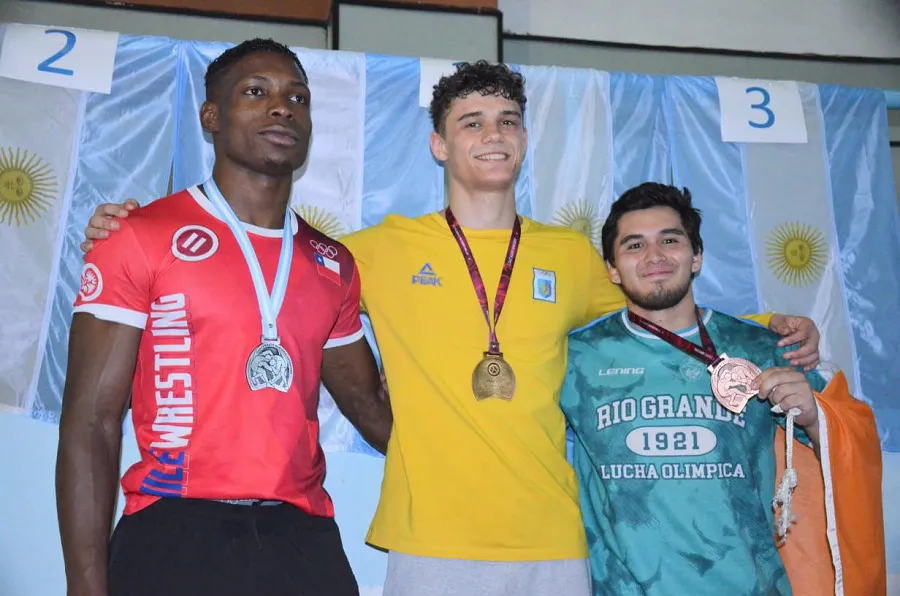 Las Escuelas Municipales de Deportes de Combate lograron una gran performance  (4)