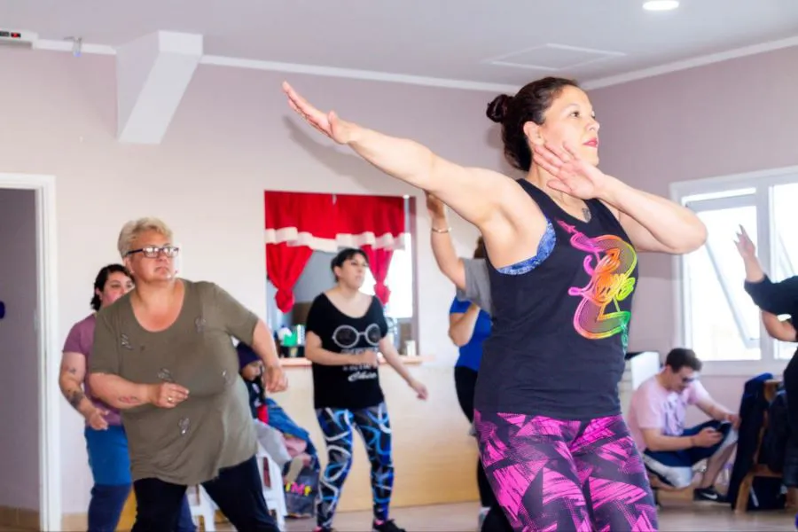 photo_5156707185378570190_y