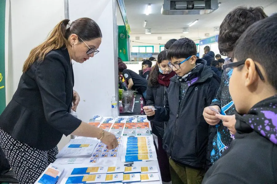 photo_5059952013265186405_y