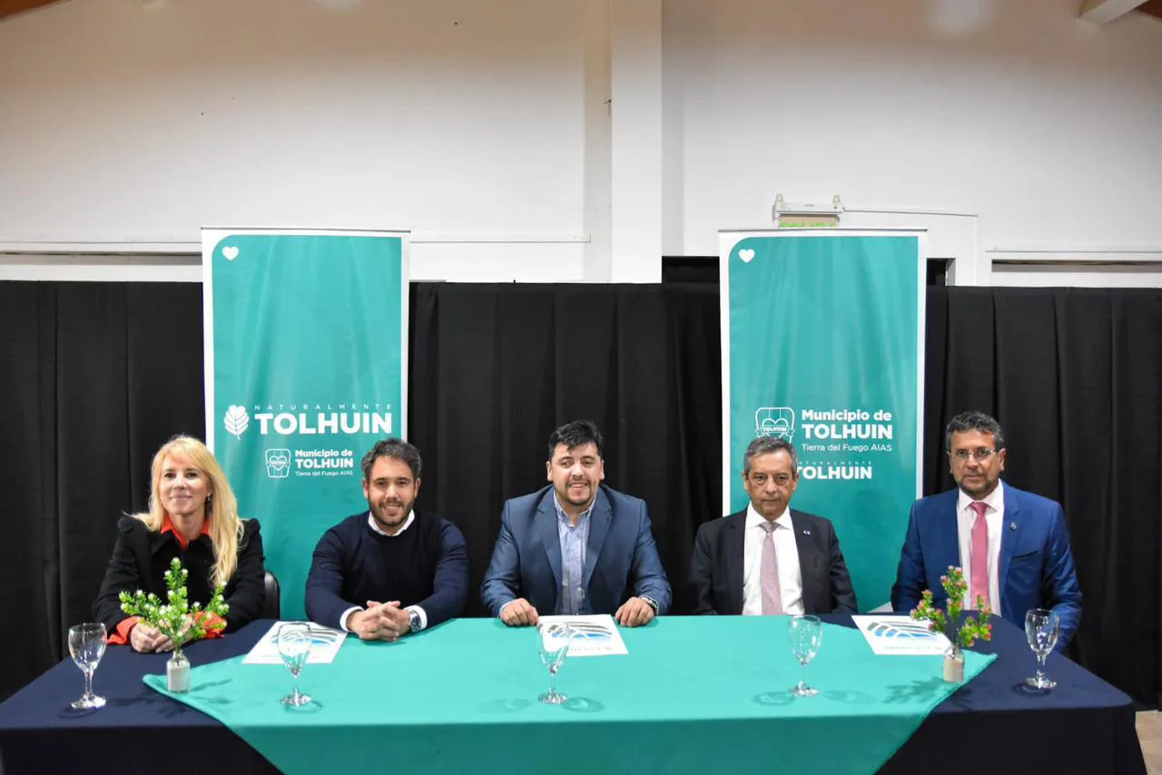 photo_5078341602937777763_y