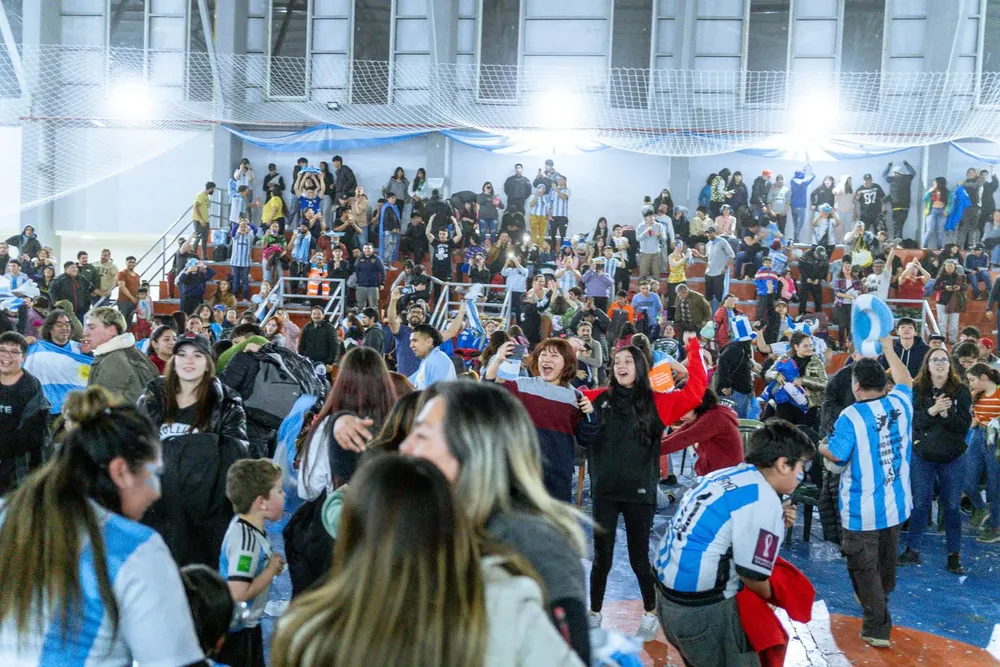 Cientos de fueguinos alentaron a la Argentina durante la Copa América (1)