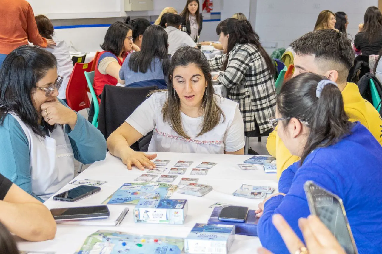 photo_5069095951393730331_y