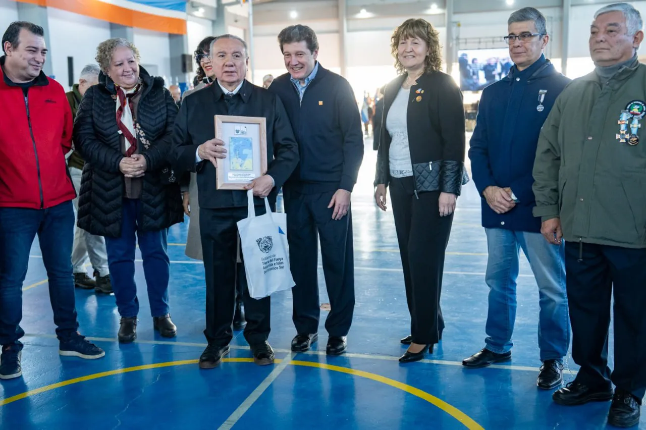 Melella renovó su compromiso de trabajar “por el pueblo fueguino” (5)