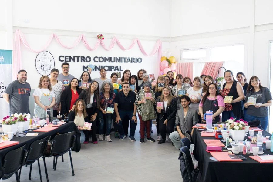 Se conmemoró el Día de las Maternidades por los barrios de Río Grande
