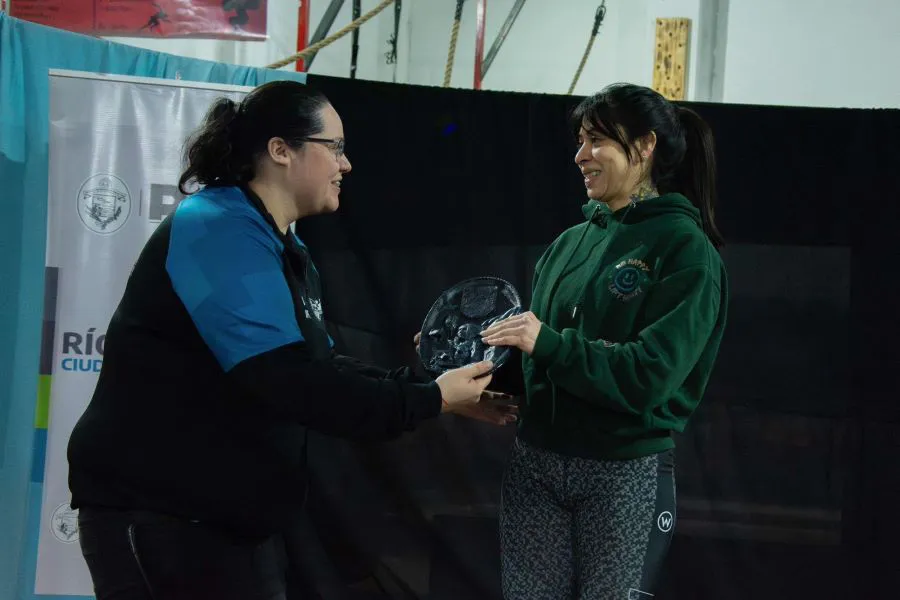 photo_5089478427370261332_w