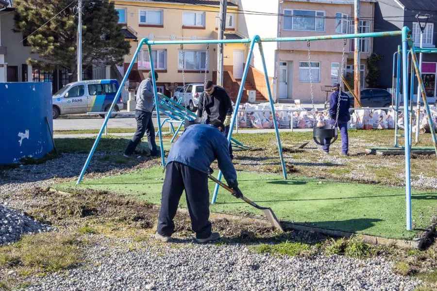 photo_5174641787694418723_y