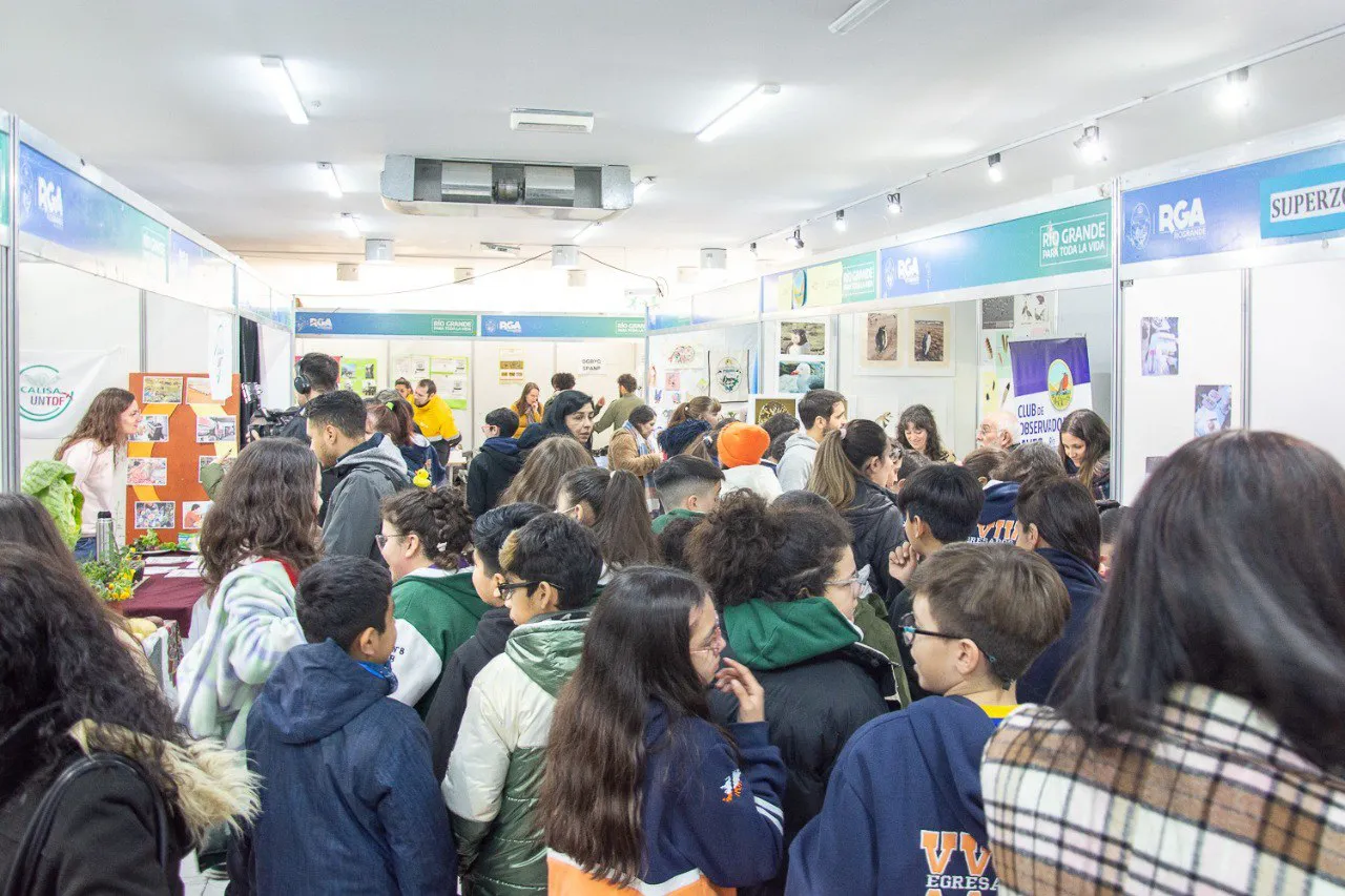 Una gran cantidad de estudiantes participaron de la 3ª Expo y Foro Ambiental