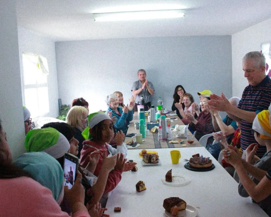 photo_5062549832824107075_y