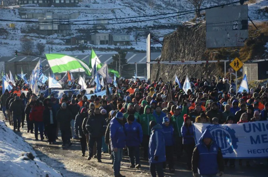 photo_5003836255498252359_y