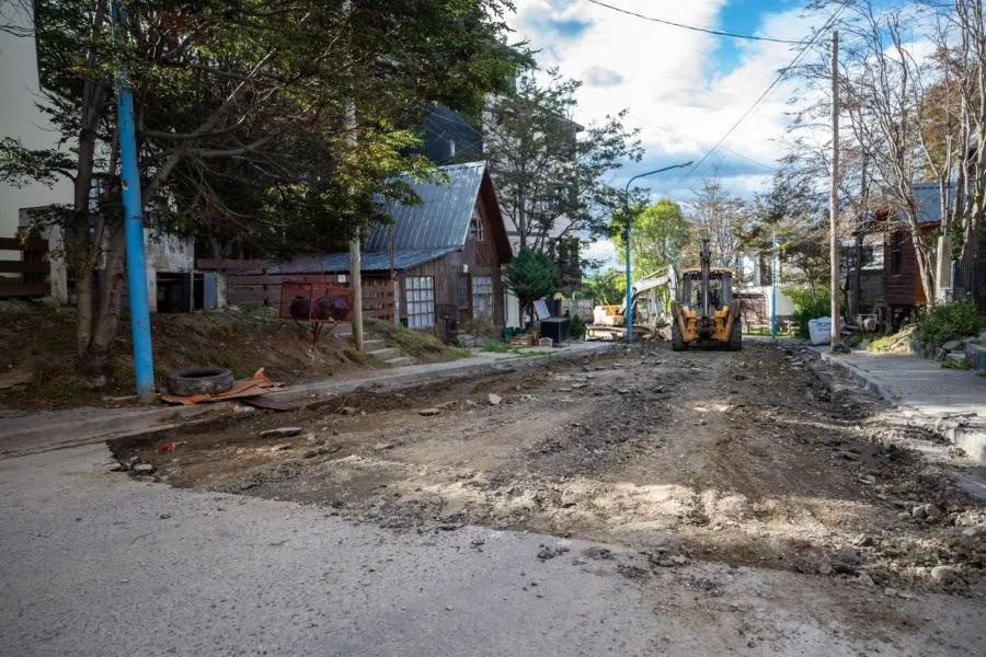 photo_5125291135990869619_y