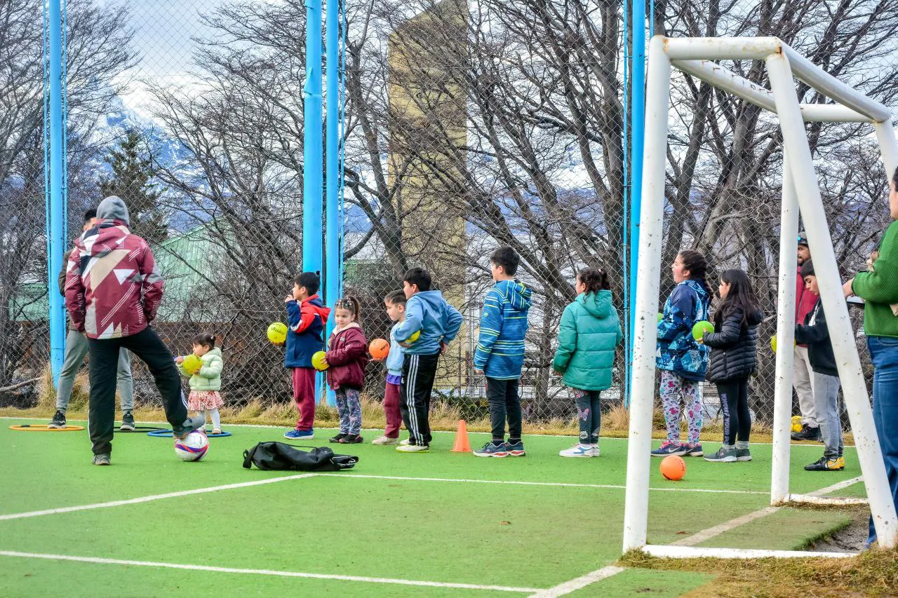 Se desarrolló la primera jornada de la “Aventura Invernal” para las infancias