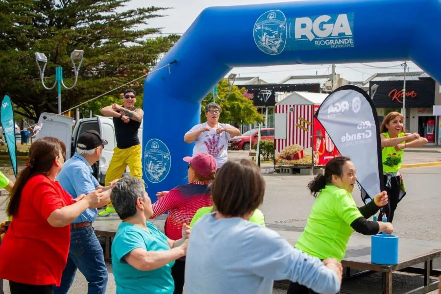 photo_4936121874123959740_y