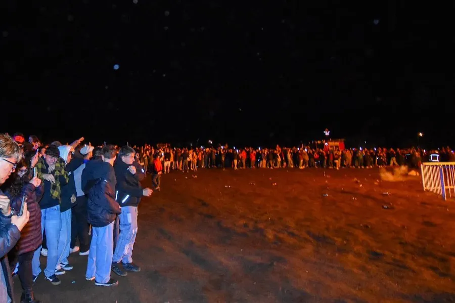 photo_5163934133574020376_y