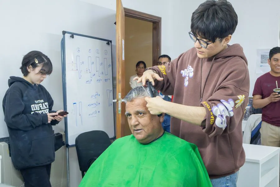 photo_5012569727901043516_w