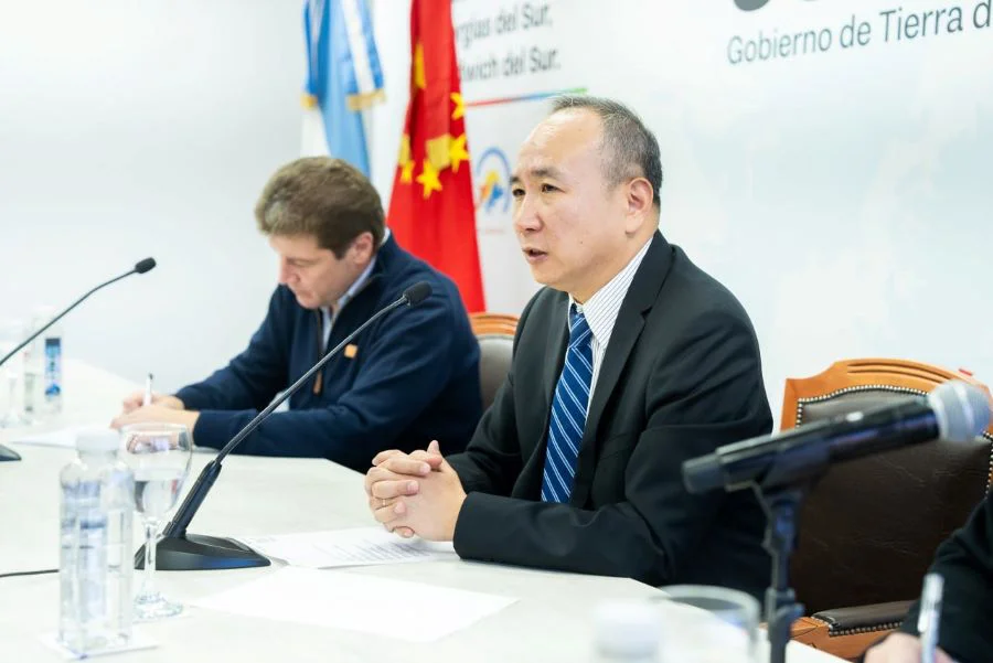 photo_5010712412243561413_y