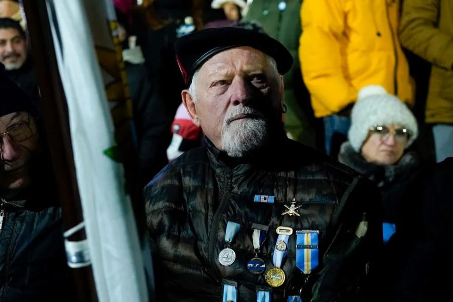 photo_5075771662015335512_y