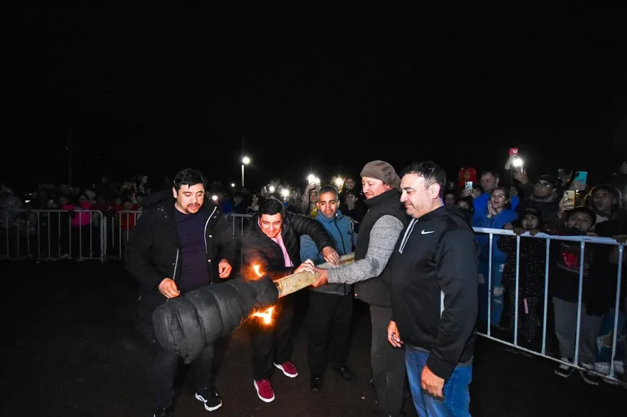 photo_5163934133574020374_y