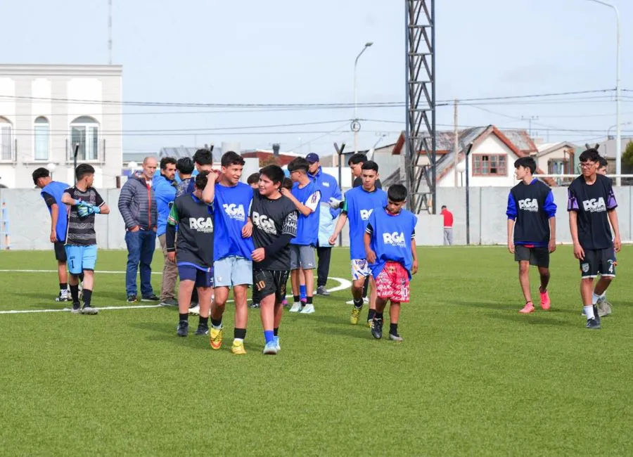 photo_5062341861917699698_y