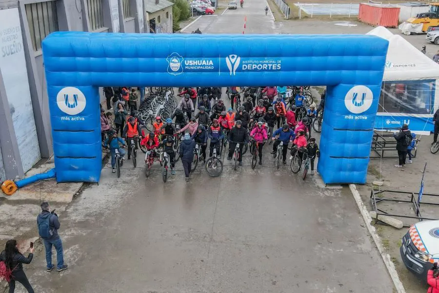 photo_4934035340356857702_y