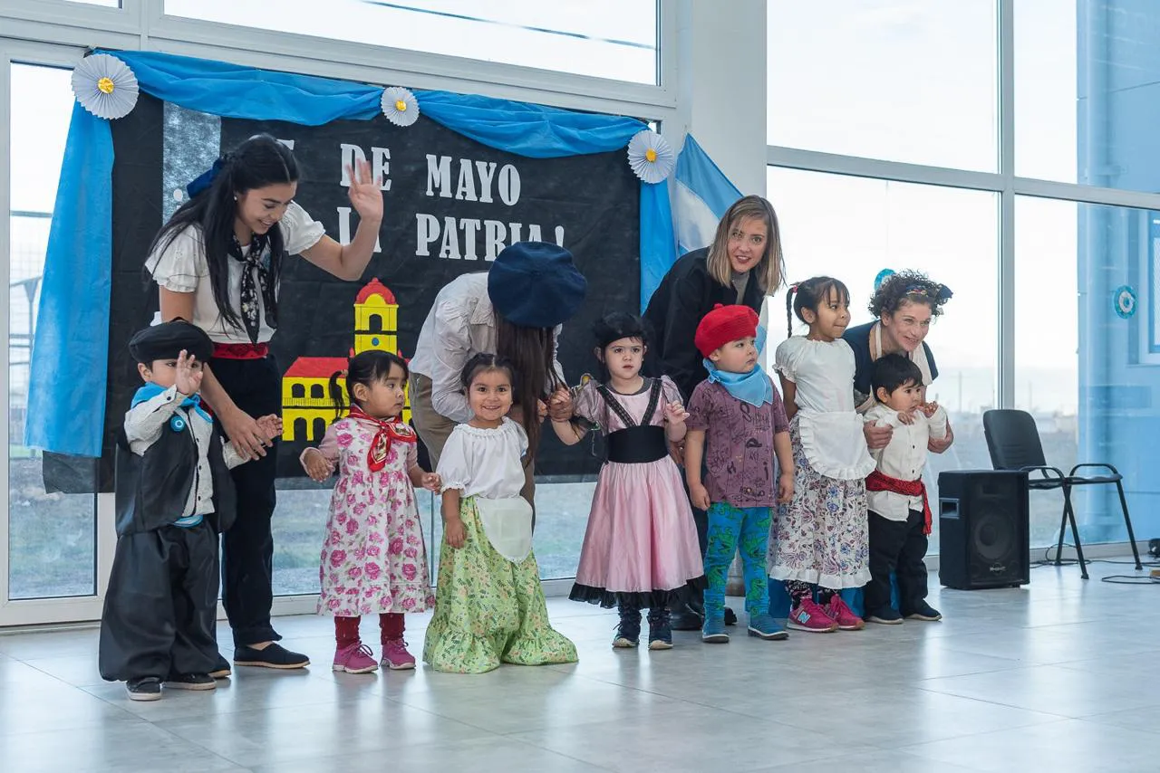 Niños disfrutaron del festejo por el 25 de Mayo en los diferentes espacios municipales (1)