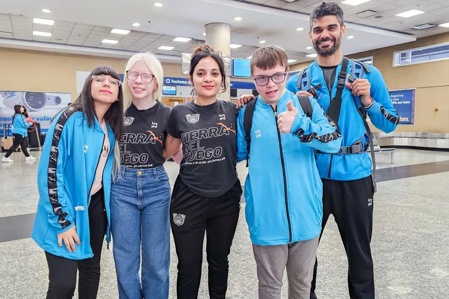 Partió la delegación fueguina que participará de los Juegos Nacionales Evita (4)