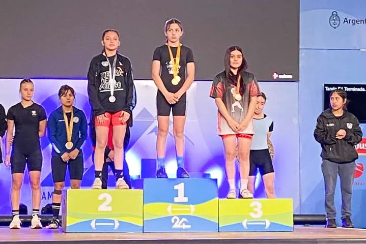 photo_5098386202423308250_x