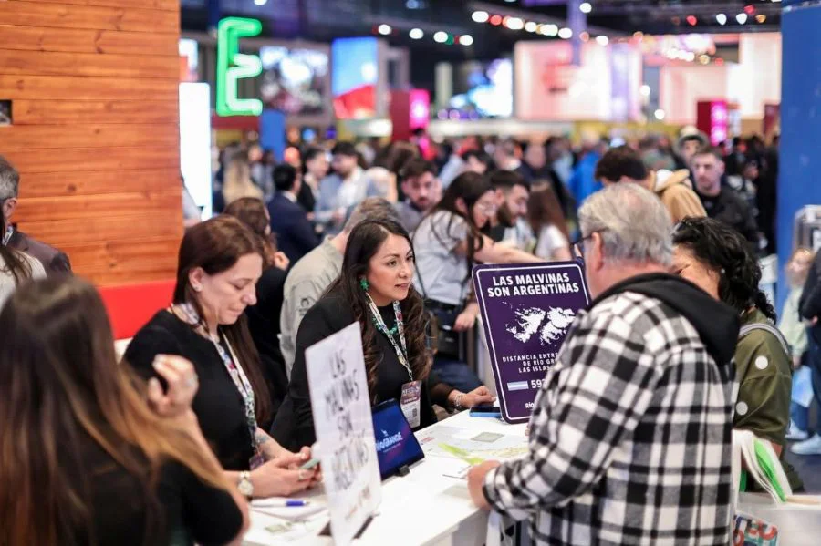 Con la identidad malvinera Río Grande se presentó en la Feria de Turismo en La Rural