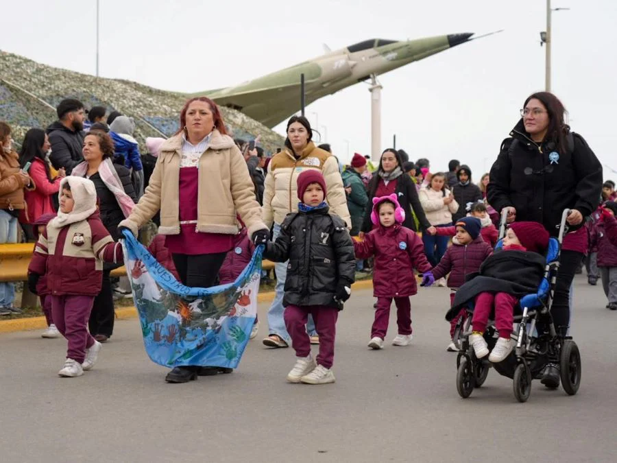 photo_5075674157667781677_y