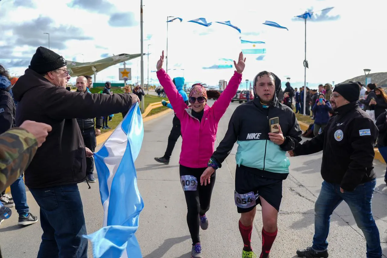 Se realizó la tradicional prueba atlética por Malvinas con más de 200 participantes (7)