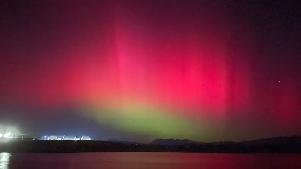 Gran espectáculo de colores en el cielo de Ushuaia y Tolhuin con la “Aurora Austral” (5)